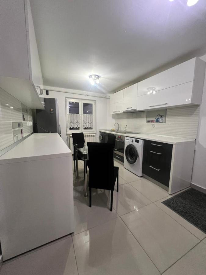 Debo Apartament ルゴジ エクステリア 写真