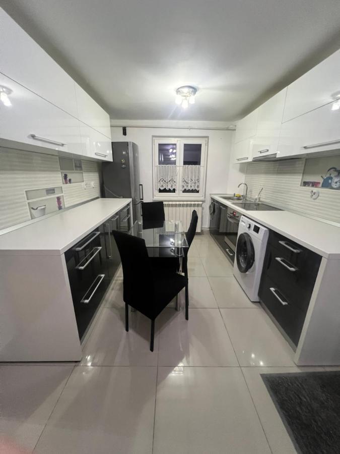 Debo Apartament ルゴジ エクステリア 写真